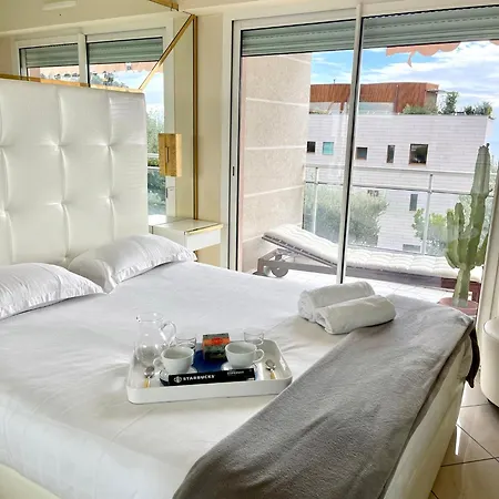 Appartement Les Jardins De Monaco Vue Mer Et Piscine